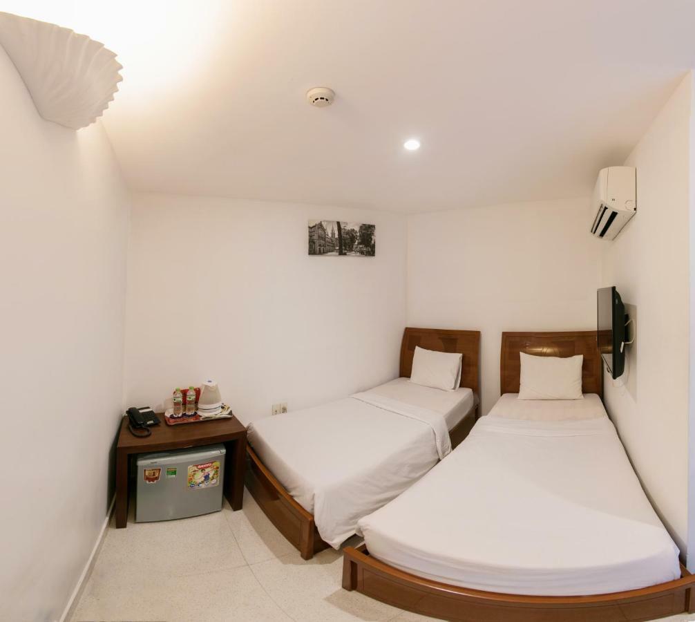 Nu Hotel